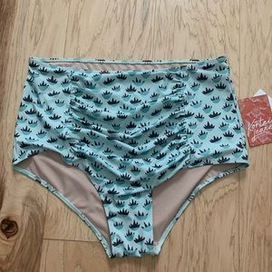 Xxl NWT kortni jean bottoms